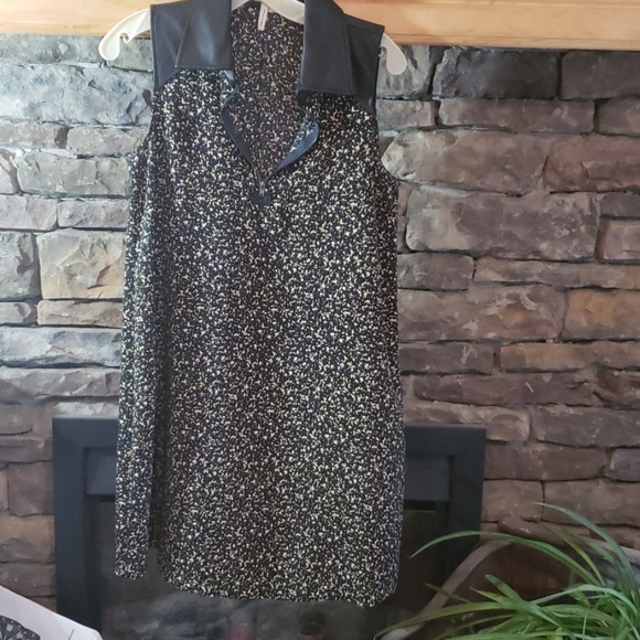 ⚡SALE⚡BCBGENERATION FLOWY DRESS SZ S - Picture 3 of 6